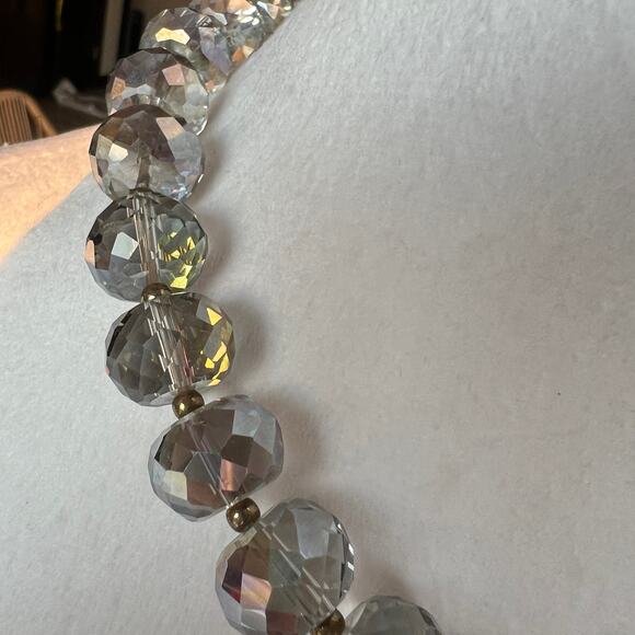 Sparkling Fashion Necklace Grays and Blues Hues - Picture 5 of 5